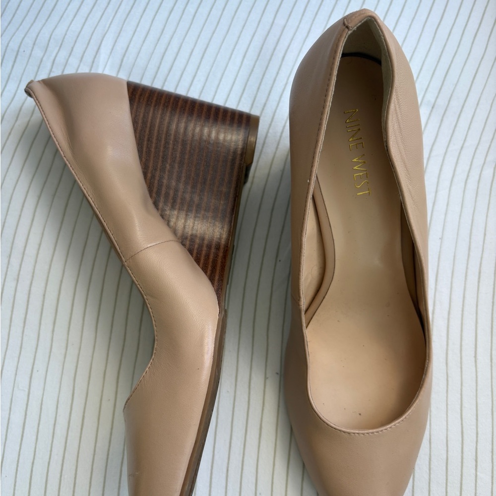 Nine West Nude Wedge Shoes size 7.5